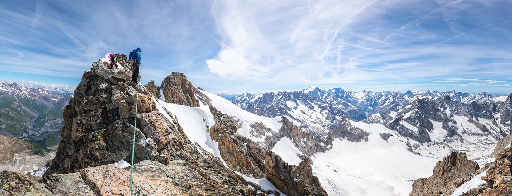 Alpinismo invernale con il Bureau des Guides de la Grave - © Thibault Blais