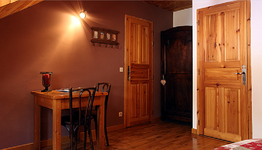 Guest House La Roche Méane - © ©RocheMéane