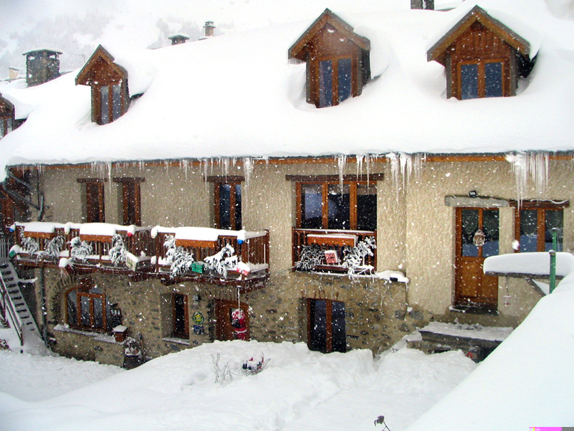 Guest House La Roche Méane - © ©RocheMéane