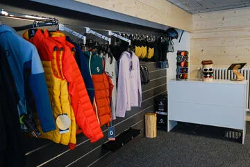 Black Bear Ski Bike Shop - © Black Bear Ski Bike Shop