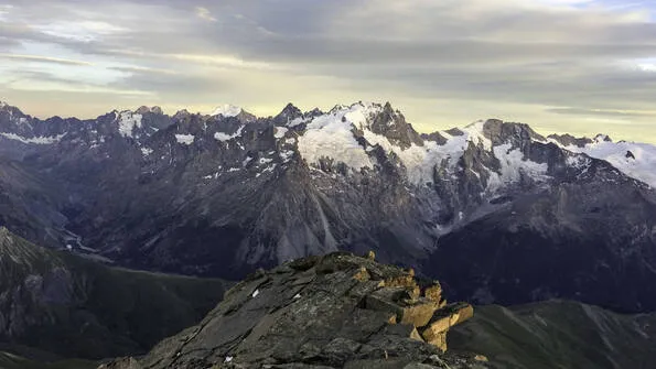 Séjours et formations alpinisme avec le bureau des Guides de La Grave