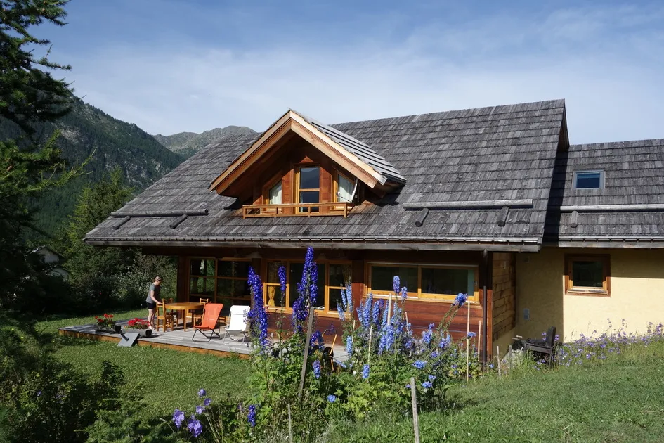 Chalet en été - © Crédeville