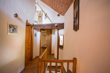 Le Verney palier chambre - © Villiot Cécile