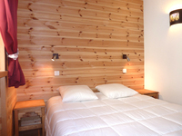 Mayer Valérie & Emmanuel - Les Cabasses 8 - © ©valeriemayer