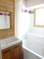 Mayer Valérie & Emmanuel - Les Cabasses 8 - © ©valeriemayer