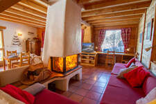 Hameau Les Chazals - Le Troll - © Heidi Grosjean