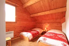 Nos chambres sont équipées de couette et oreillers - © Heidi GROSJEAN