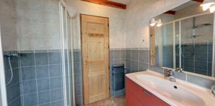 SALLE DE BAIN - © E.STERNE