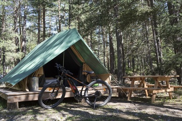 Tente camping dormir - © Manu Reyboz