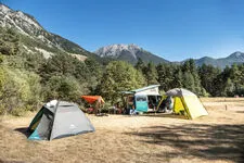 Camping Huttopia La Clarée - © MANU REYBOZ