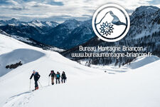 Snow shoes - © bureau montagne briançon