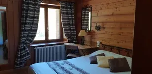 Hotel Auberge aux 3 Frênes -  Vinay Franck - © Hôtel Auberge aux 3 Frênes