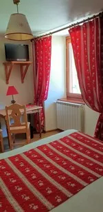 Hotel Auberge aux 3 Frênes -  Vinay Franck - © Hôtel Auberge aux 3 Frênes