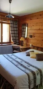 Hotel Auberge aux 3 Frênes -  Vinay Franck - © Hôtel Auberge aux 3 Frênes