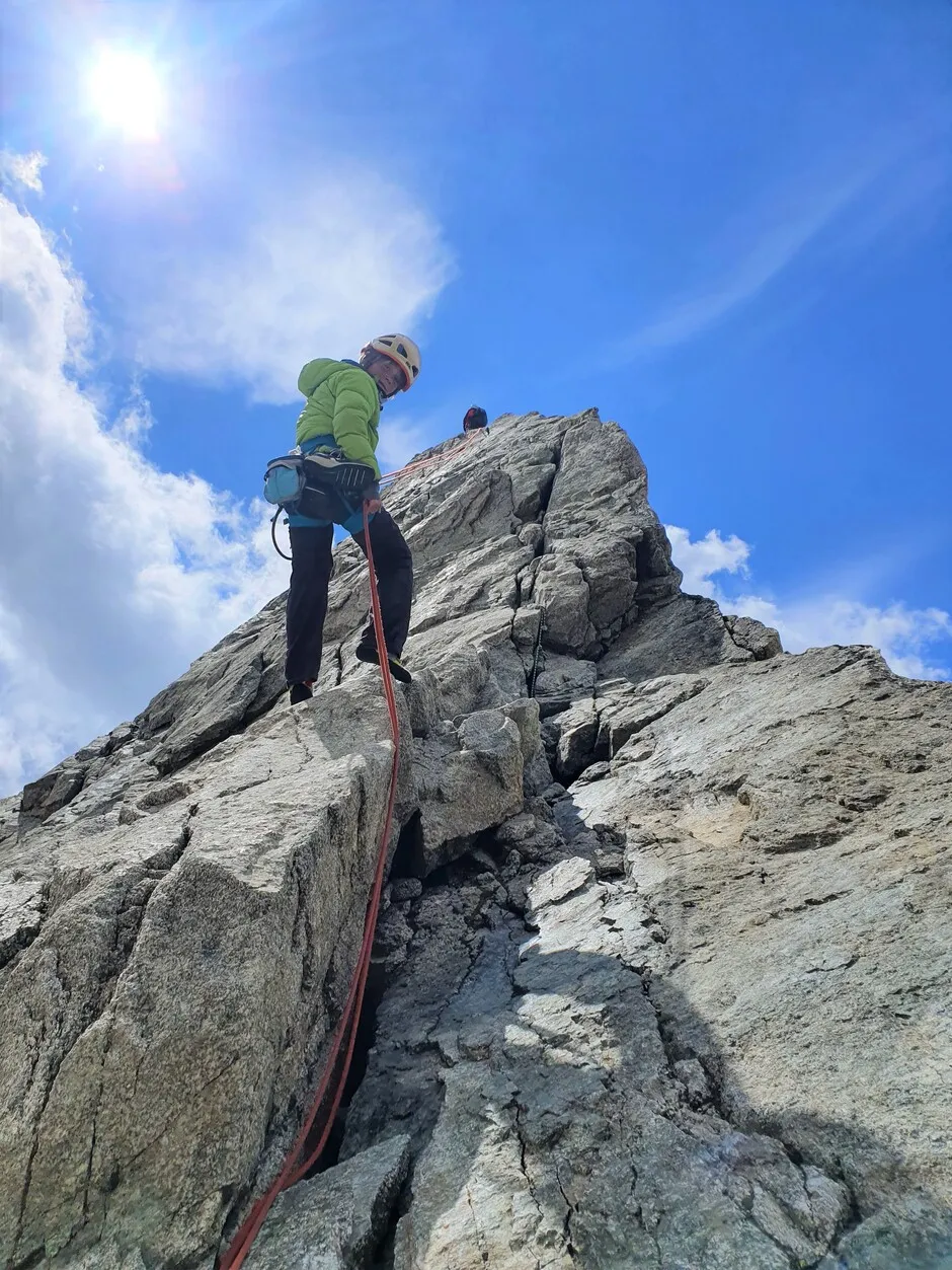 Grande Voie climbing lessons - Odile Martin Cocher - Aventure Verticale La Meije - © O.MartinCocher