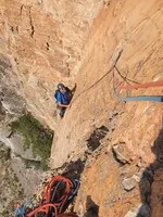 Grande Voie climbing lessons - Odile Martin Cocher - Aventure Verticale La Meije - © O.MartinCocher