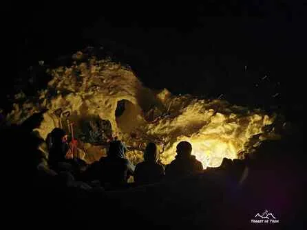 Stage de survie en hiver avec nuit en igloo - Terres de Trek