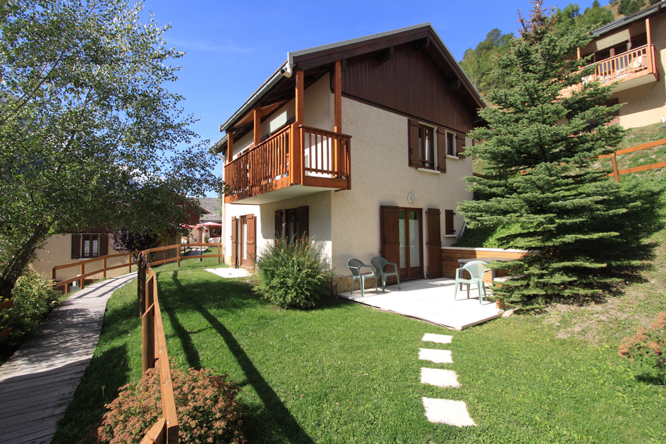 Panoramic chalet 4-6 pers. - 2 bedrooms - © ©TEYRAS.P