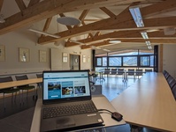 Salle de réception en mode réunion - © Jardin du Lautaret