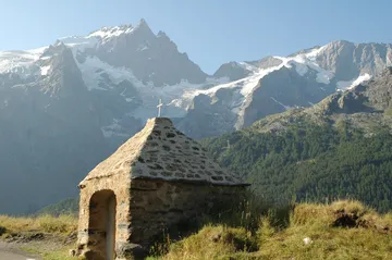 Hikes to discover the lakes and peaks in the country of La Meije with the Hotel le Faranchin - © Jenny Selberg