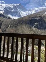vue depuis le balcon - © @marie poulet