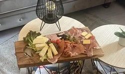 Planches…fromages charcuteries - © A.Oddon