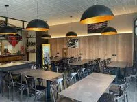 Côté brasserie du restaurant - © LeCastillan