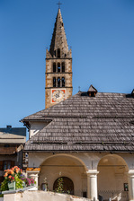 Touring the hamlets of Val-des-Prés - © Alpes photographies