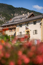 Touring the hamlets of Val-des-Prés - © Alpes photographies