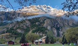 Camping municipal d'Arsine - © Camping municipal d'Arsine