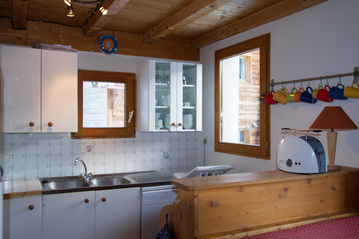 Cuisine tout équipée - © Heidi GROSJEAN