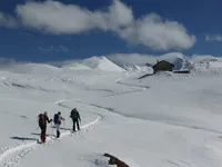 Discover the Izoard Valley on snowshoes - Fugues en Montagne - © Fugues en Montagne