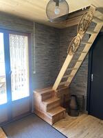 escalier étage - © chalet l'eterlou