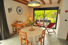 Monnet Marie-Dominique - Le Pied Des Thûres - © BERTRAND BOONE