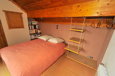 Monnet Marie-Dominique - Le Pied Des Thûres - © BERTRAND BOONE