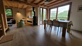 Salle a manger - © Chalet Ecrin