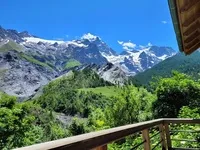 Vue du balcon, été - © Chalet Ecrin