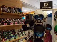 Magasin de Sports SkiSet La Grave - © @OTlaMeije