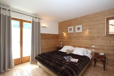 chambre lit 180 x 200 (ou 90 x 200 sur demande) - © ©TEYRAS.P