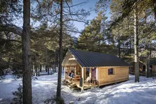 Huttopia – Le Chalet Montana Vista - 6 pers - © (c)Manu Reyboz