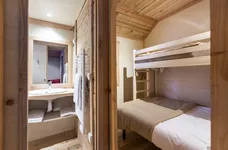 Huttopia – Le Chalet Montana Vista - 6 pers - © (c)Manu Reyboz