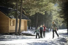 Huttopia – Le Chalet Montana - 5 pers - © (c)Manu Reyboz