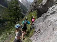 Toujours en sécurité sur la Via Cordata des Mines du Grand Clot - La Grave - © @OTlaMeije