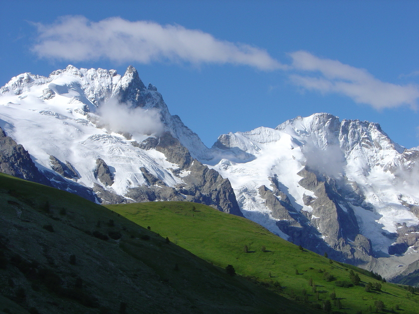 champs et glaciers - La Meije - © bureau montagne Horizons