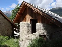 Le moulin de Sachas se trouve au coeur du village de Villard-Saint-Pancrace - © Laury Chamerlat