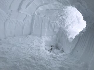 igloo - © Valentin Fournier