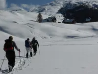 A convivial end to the year on snowshoes in Cervières - Fugues en Montagne - © Fugues en Montagne