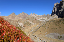 Montée au col du Chardonnet - © OTHV