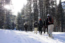 Easter weekend snowshoeing in the Izoard valley - Fugues en Montagne - © Fugues en Montagne