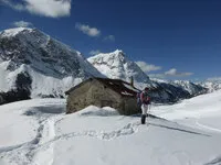 Easter weekend snowshoeing in the Izoard valley - Fugues en Montagne - © Fugues en Montagne